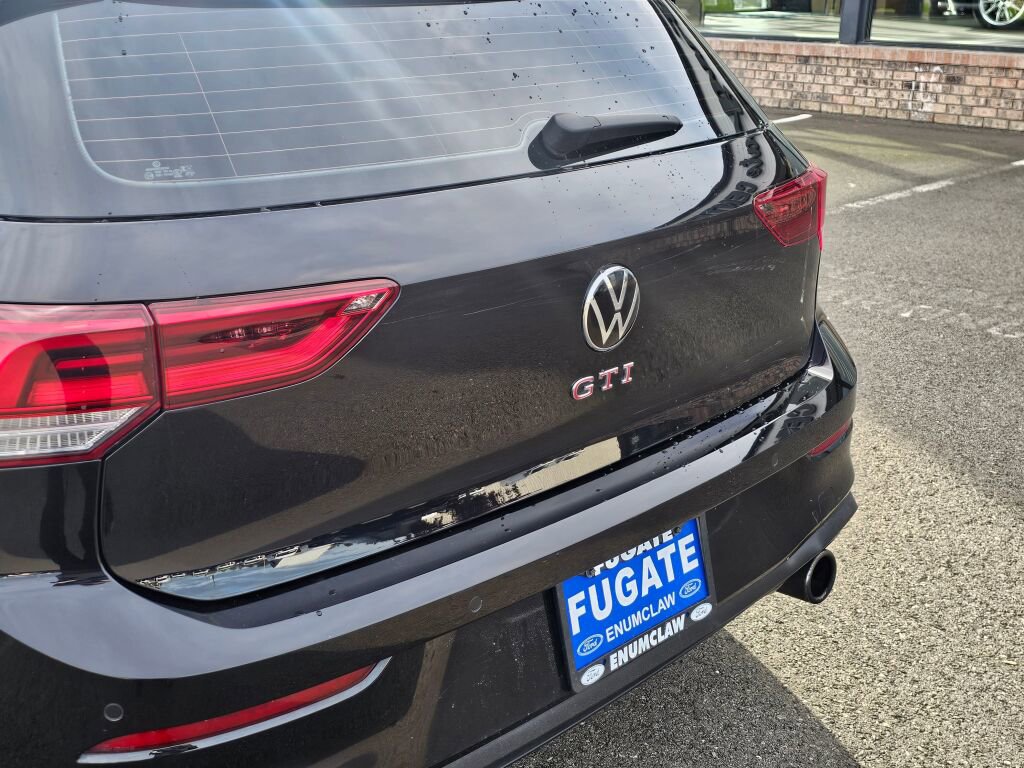 Used 2022 Volkswagen GTI SE image 9