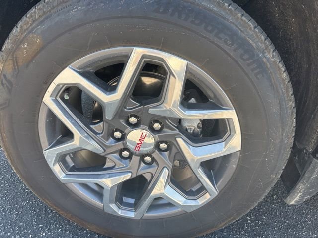 Used 2024 GMC Sierra 1500 SLT w/ SLT Premium Plus Package image 8