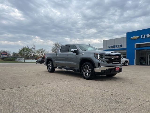 New 2026 GMC Sierra 1500 SLT image 1