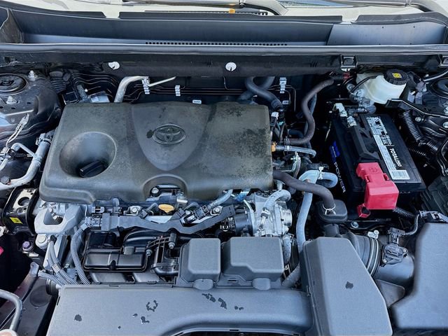 Used 2024 Toyota RAV4 XLE w/ Convenience Package FWD image 29