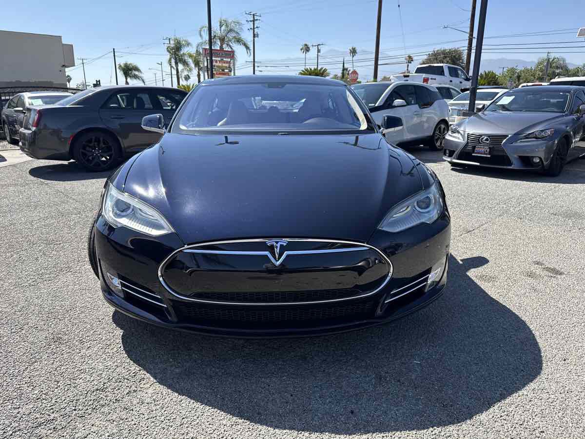 Used 2012 Tesla Model S Performance RWD image 5