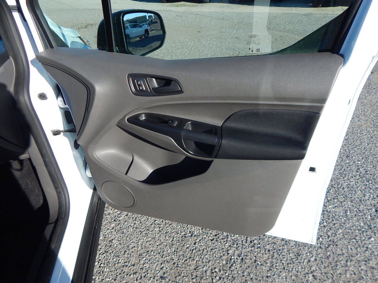 Used 2022 Ford Transit Connect XL image 20