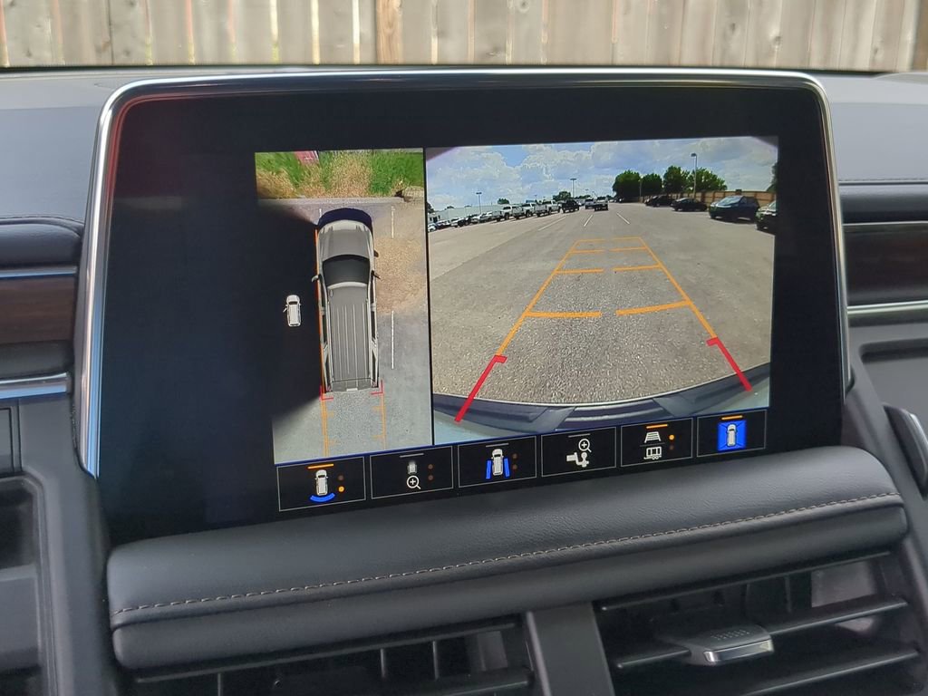 Used 2023 Chevrolet Tahoe High Country image 15