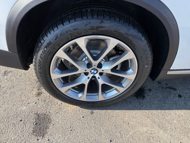 New 2026 BMW X5 xDrive40i image 17