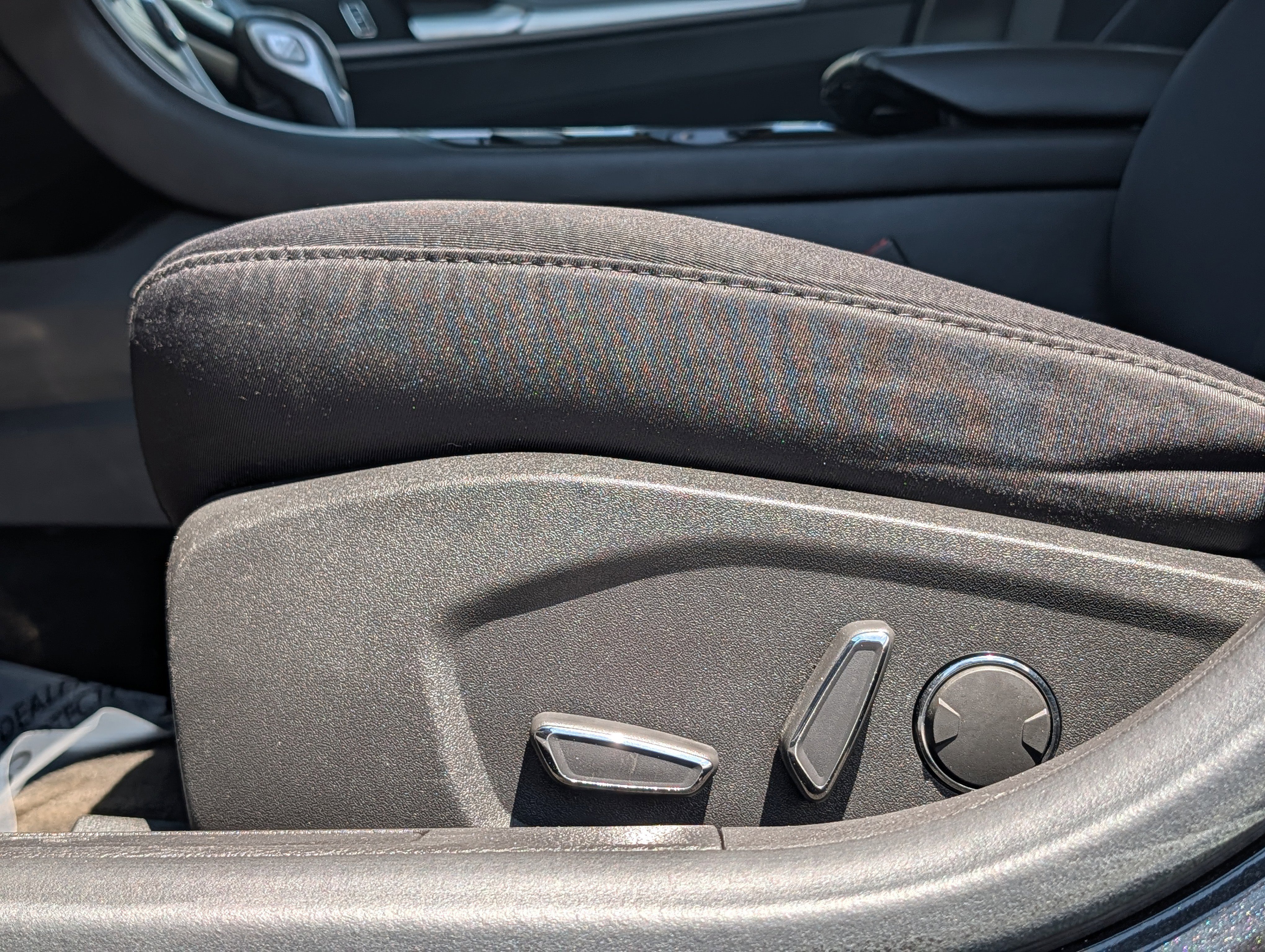 Used 2015 Ford Fusion SE FWD image 21