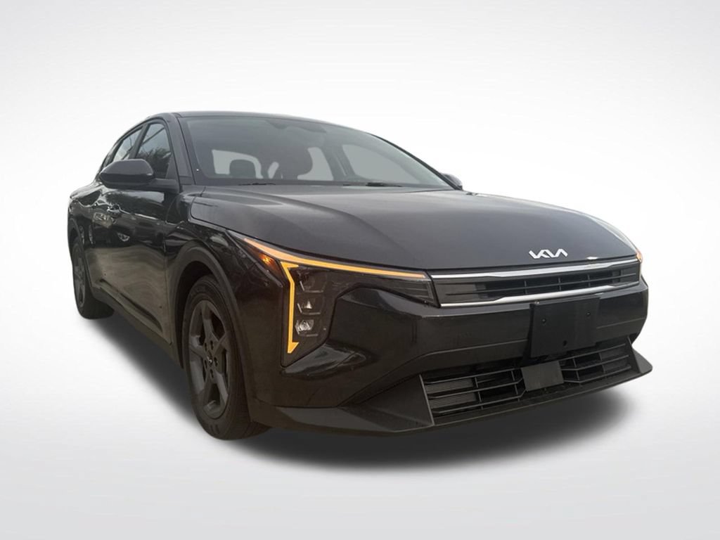 Used 2025 Kia K4 FWD image 6