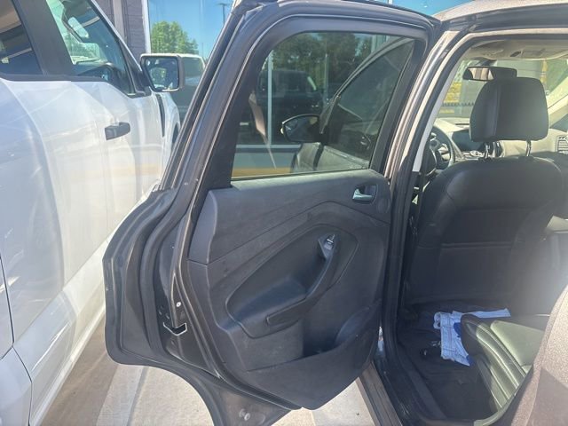 Used 2016 Ford C-MAX SEL w/ Equipment Group 302A FWD image 12