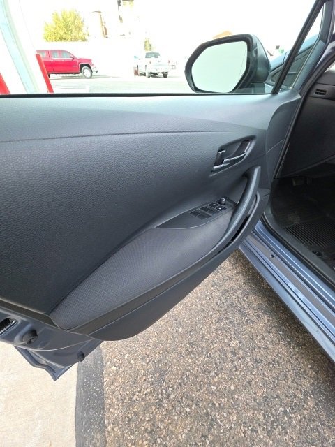 Used 2022 Toyota Corolla LE image 13