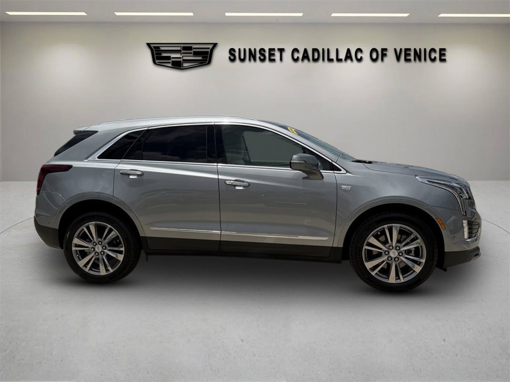 New 2026 Cadillac XT5 Premium Luxury w/ Driver Assist Package FWD image 2