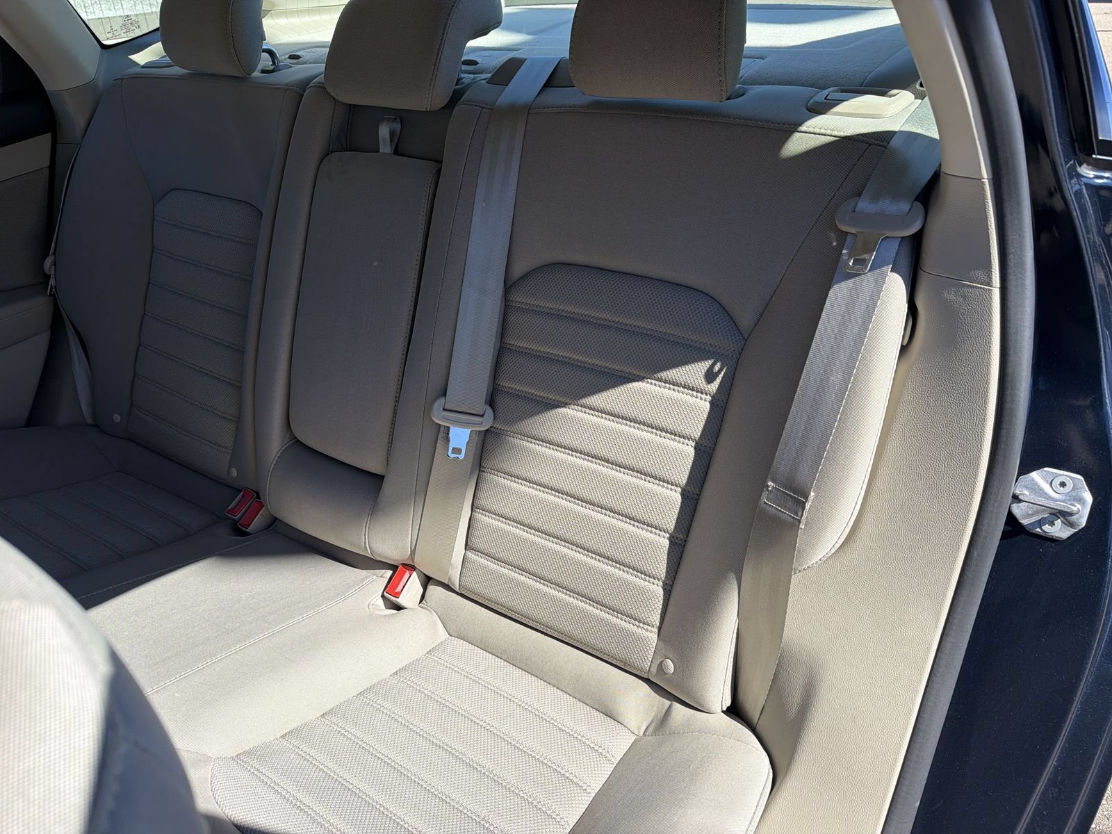 Used 2020 Ford Fusion SE FWD image 22