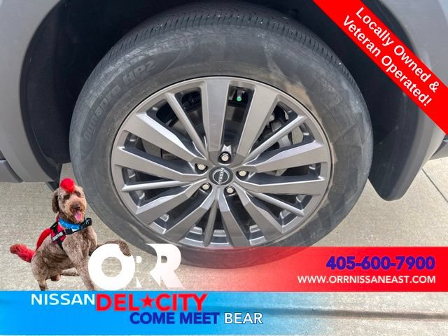 Used 2024 Nissan Pathfinder SL w/ SL Premium Package AWD/4WD image 9