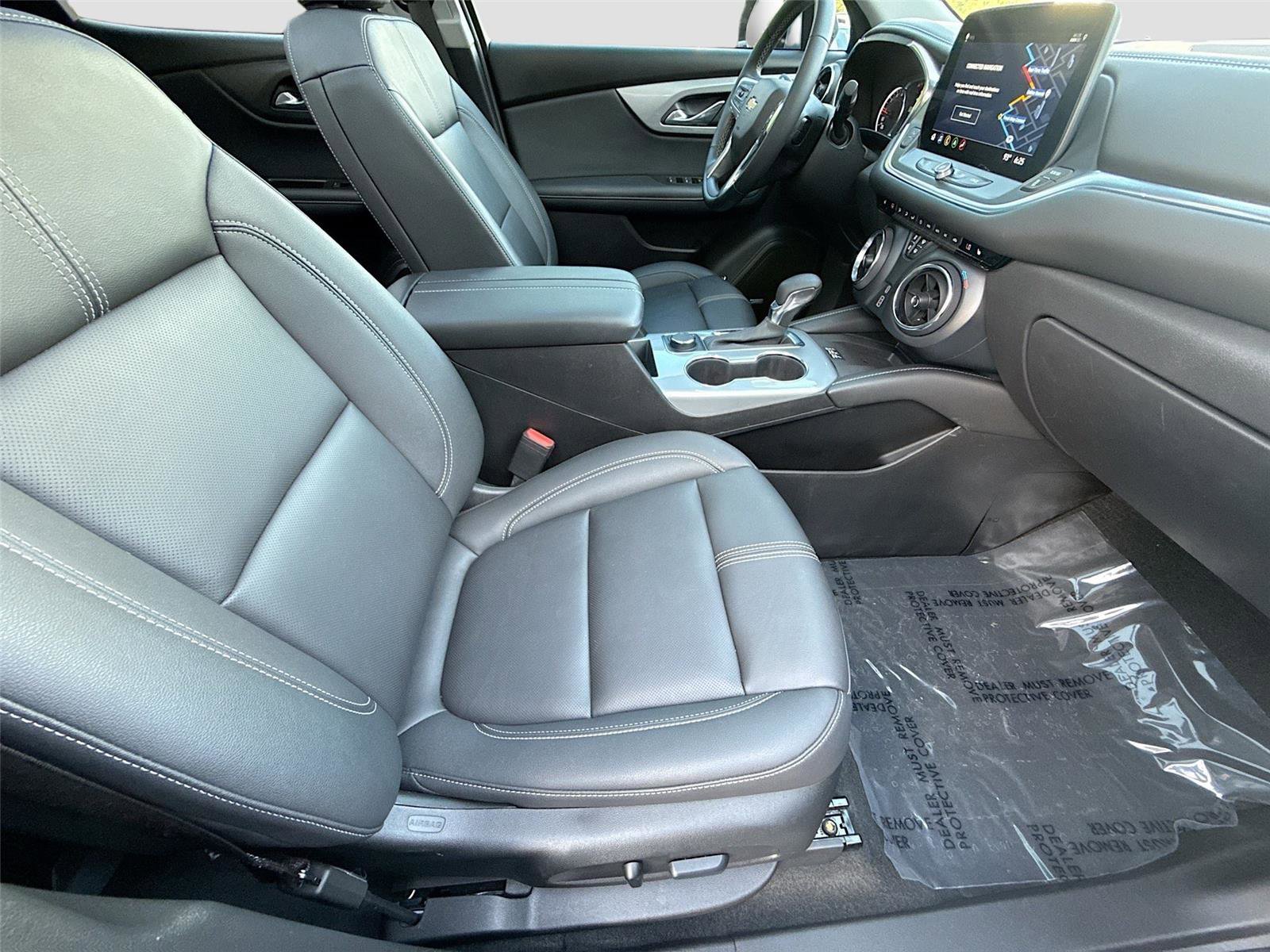 Used 2024 Chevrolet Blazer LT w/ Sound & Technology Package FWD image 29