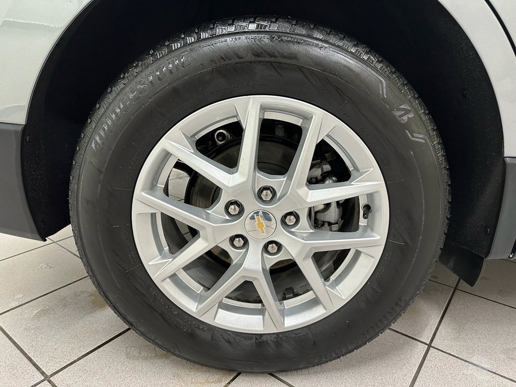 Used 2024 Chevrolet Equinox LT w/ LPO, Floor Liner Package image 14