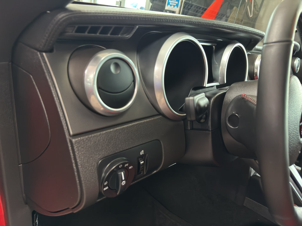 Used 2007 Ford Mustang Shelby GT500 RWD image 13