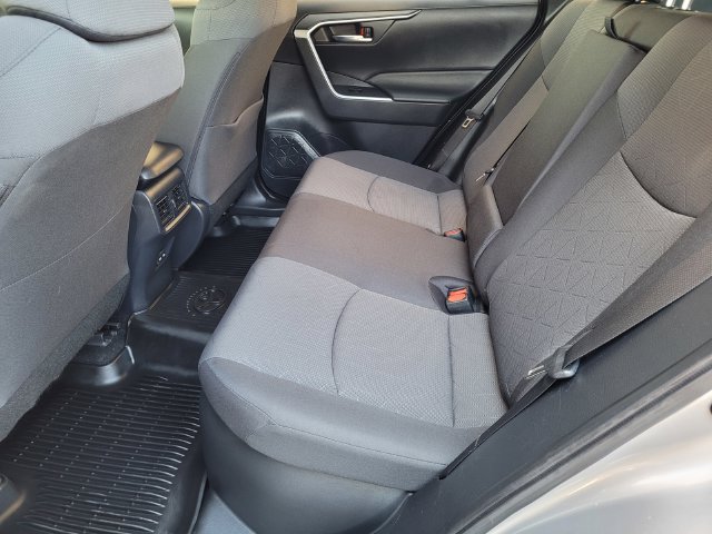 Certified 2023 Toyota RAV4 XLE w/ Convenience Package AWD/4WD image 18
