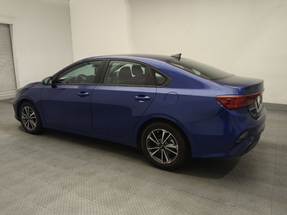Used 2023 Kia Forte LXS w/ LXS Technology Package FWD image 3