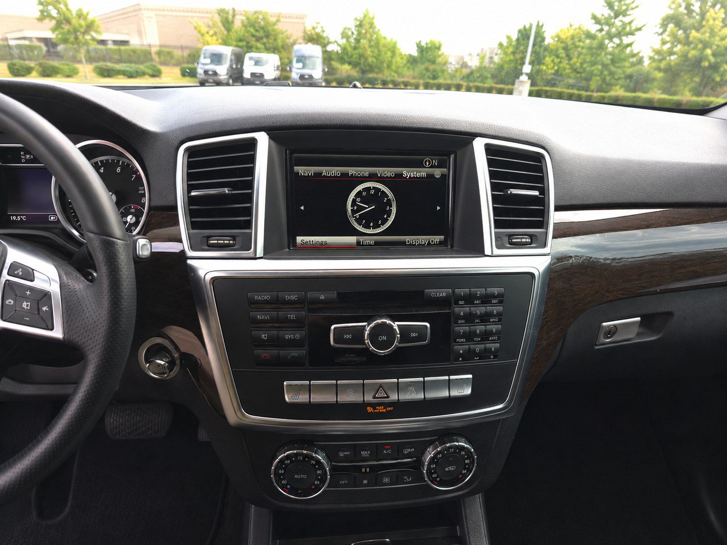 Used 2015 Mercedes-Benz ML 350 4MATIC image 13