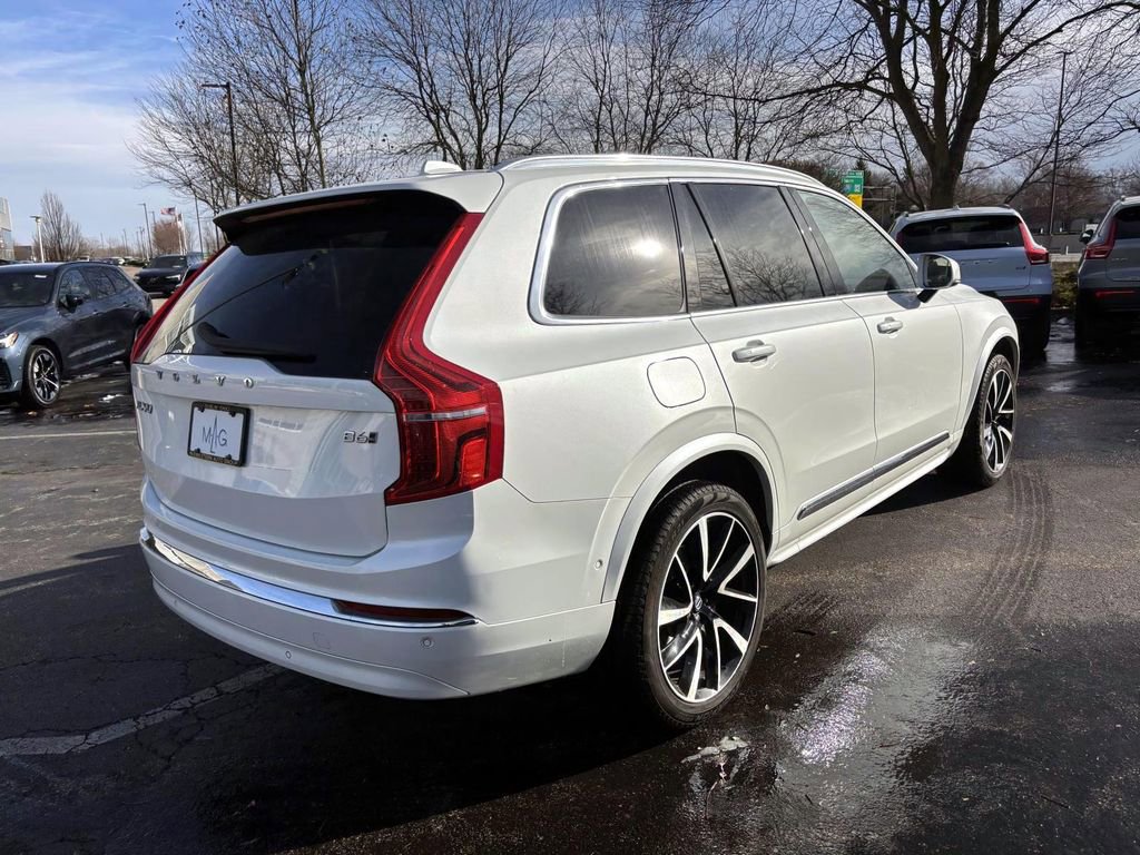 Used 2024 Volvo XC90 B6 Plus image 7