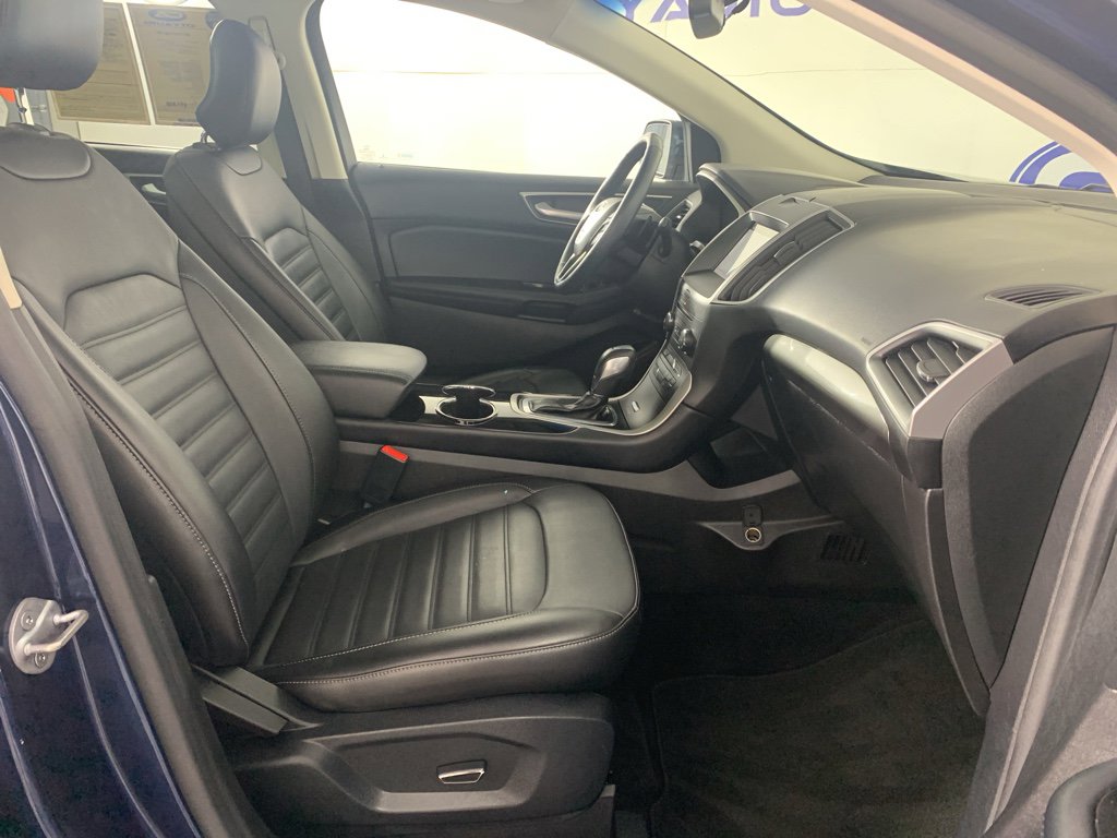 Used 2017 Ford Edge SEL w/ Equipment Group 201A image 43