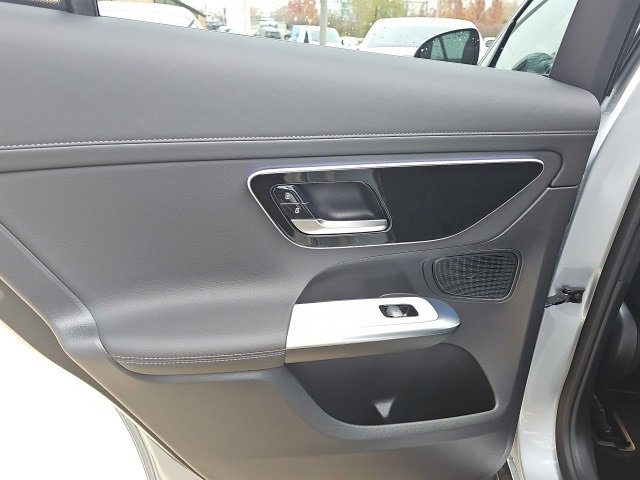 New 2026 Mercedes-Benz GLC 300 4MATIC image 12