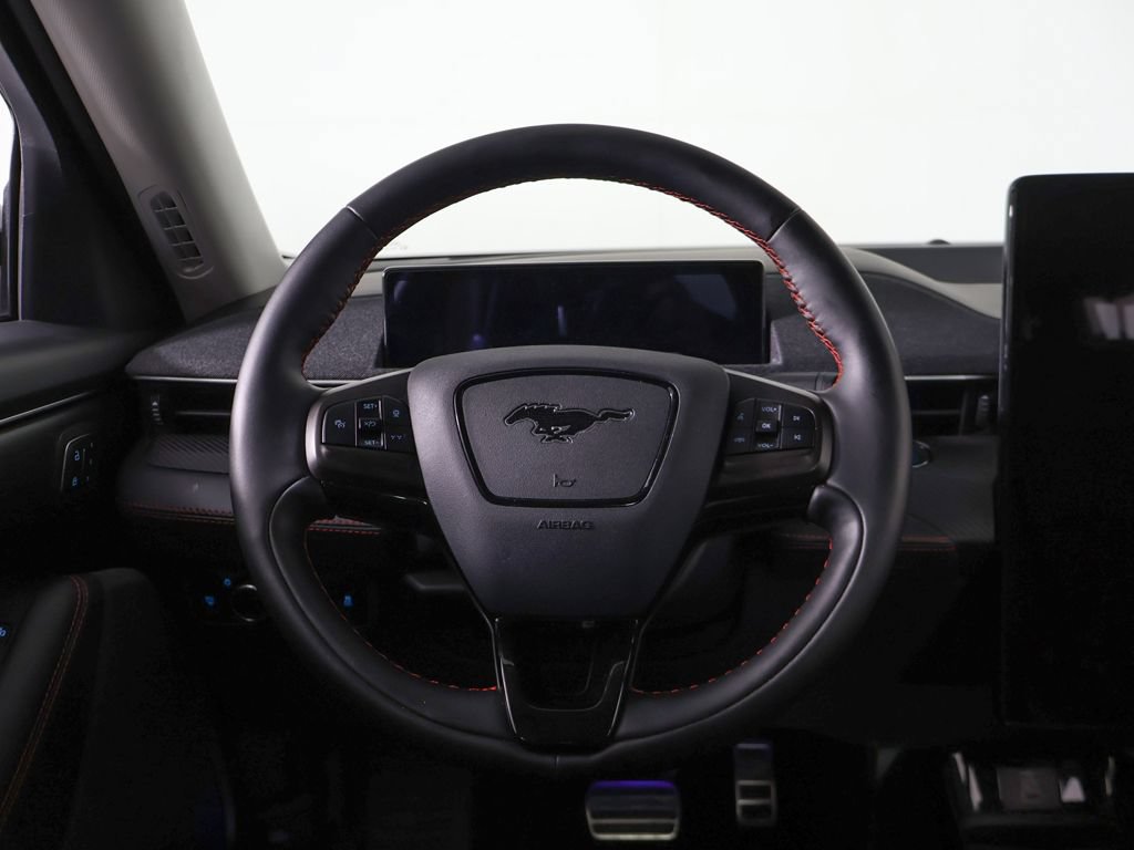 Used 2025 Ford Mustang Mach-E Premium w/ Sport Appearance Package AWD/4WD image 41