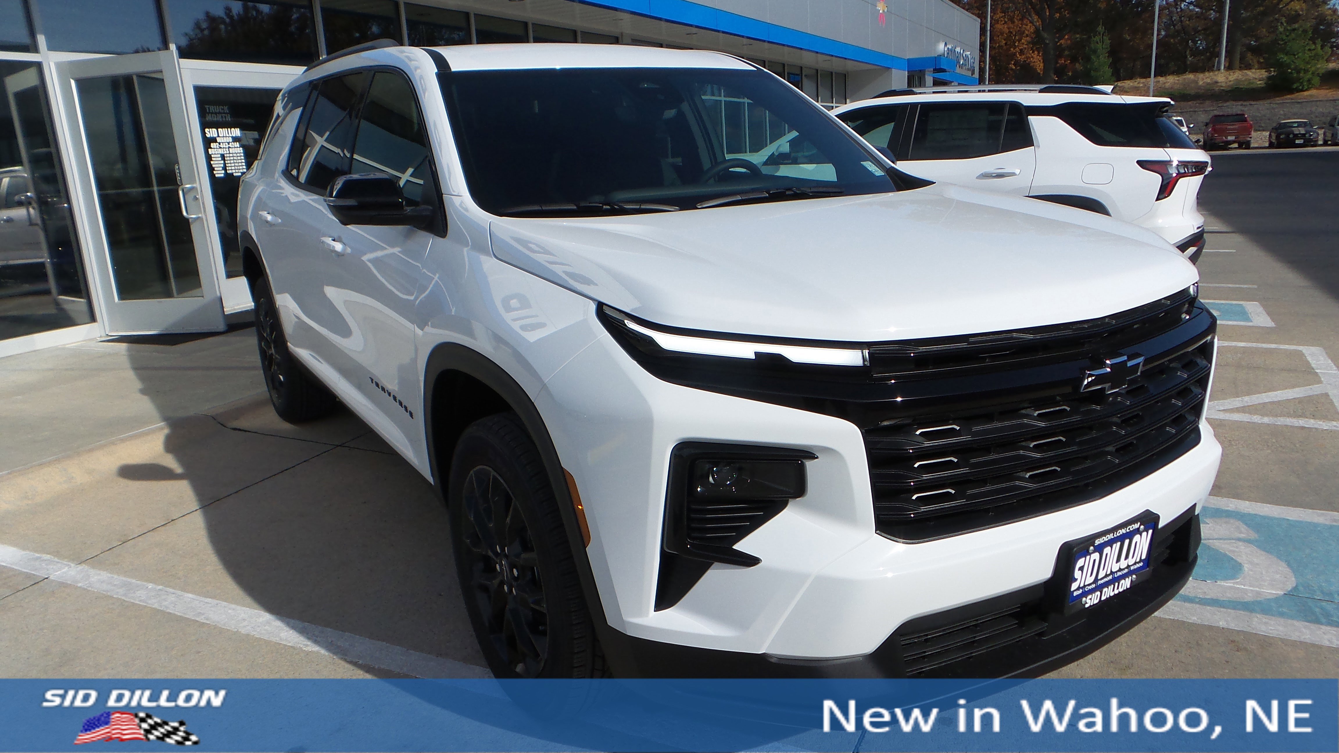 New 2026 Chevrolet Traverse LT w/ Midnight/Sport Edition image 7