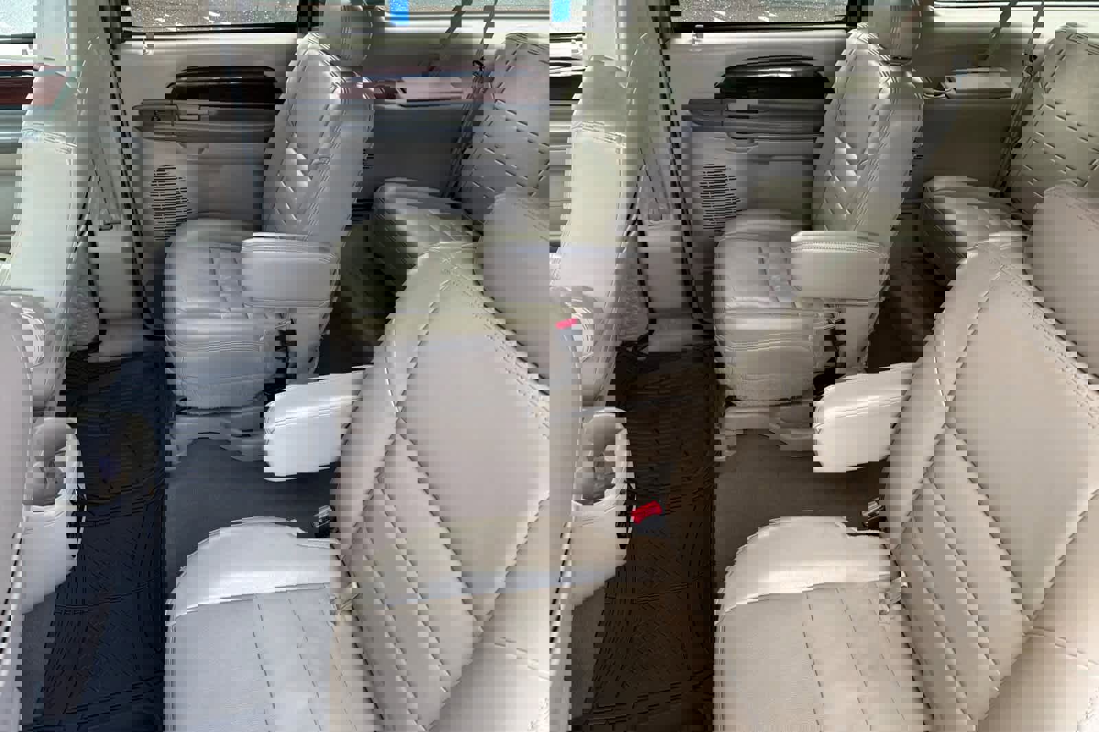 Used 2003 Ford Excursion Limited image 4