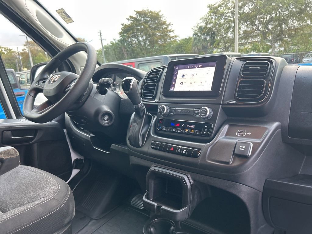 Used 2023 RAM ProMaster 2500 w/ Convenience Group image 25