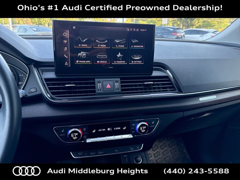 Used 2023 Audi Q5 2.0T Premium w/ Convenience Package AWD/4WD image 11