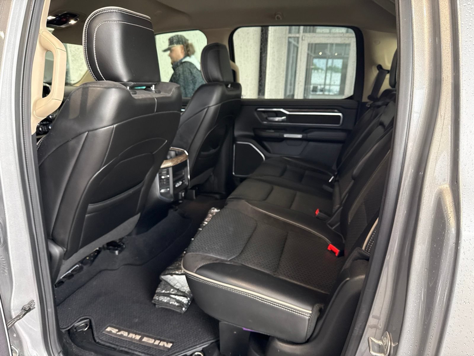 Used 2019 RAM 1500 Laramie RWD image 11