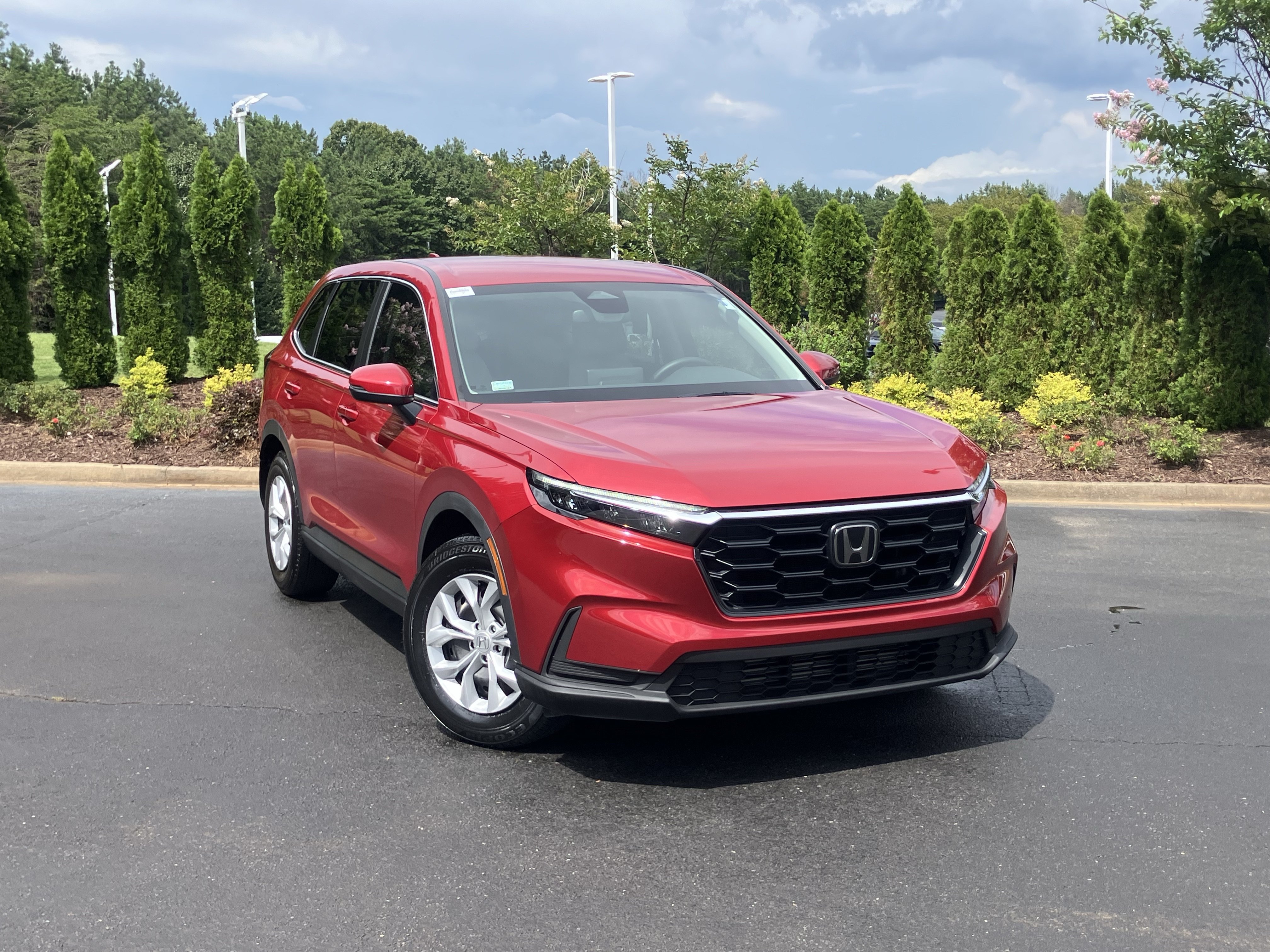 Certified 2025 Honda CR-V LX video 2