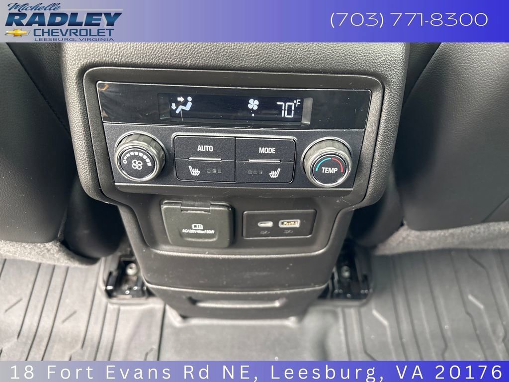 Used 2022 GMC Acadia AT4 w/ Technology Package AWD/4WD image 25