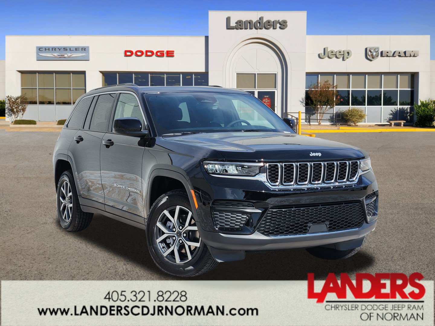 New 2027 Jeep Grand Cherokee Laredo X AWD/4WD image 1