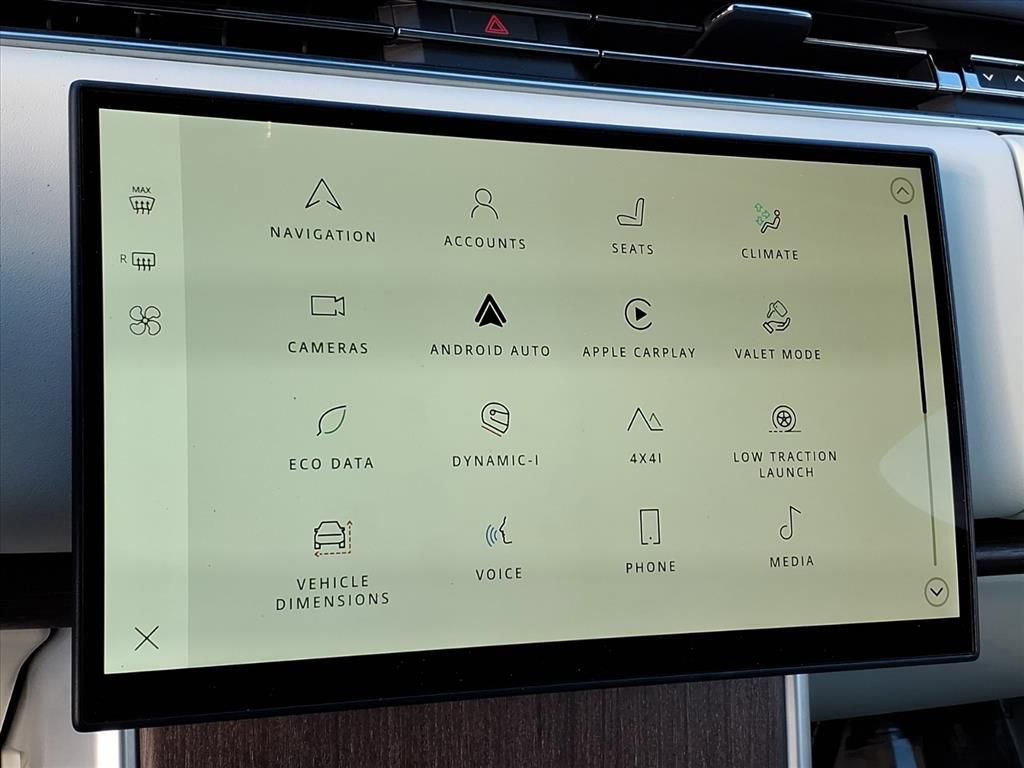 Used 2025 Land Rover Range Rover Long Wheelbase SE image 26