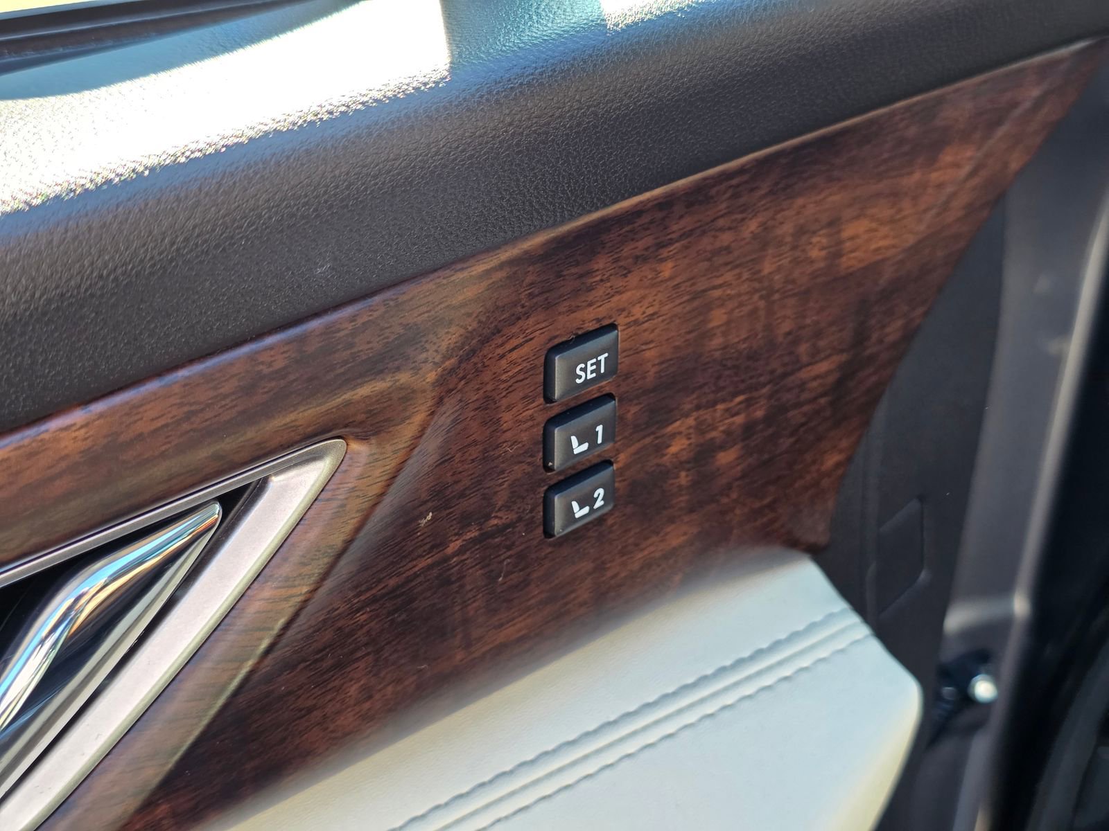 Used 2019 Subaru Ascent Touring w/ Popular Package #2A image 23