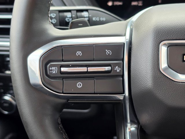 Used 2025 GMC Yukon XL Denali AWD/4WD image 33