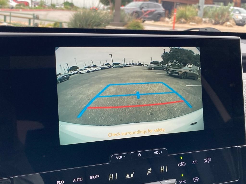 Used 2023 Toyota bZ4X FWD image 20