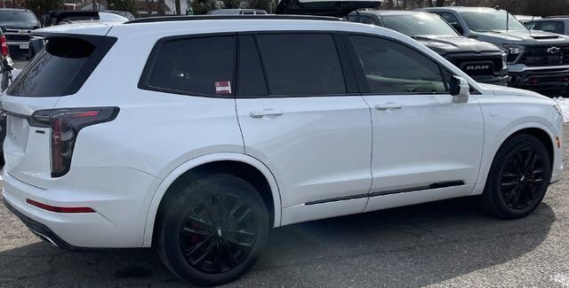 Used 2023 Cadillac XT6 Sport image 6