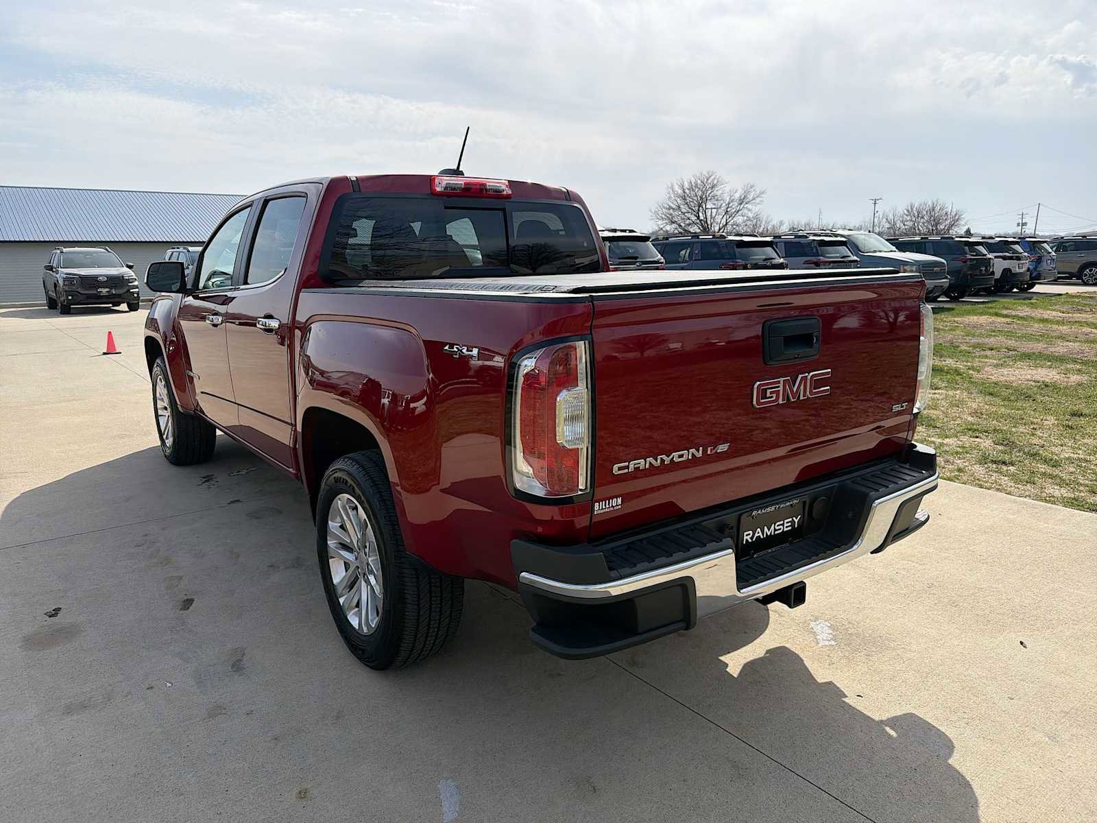 Used 2017 GMC Canyon SLT w/ Trailering Package image 4