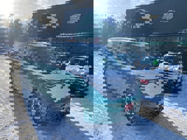 New 2025 Volkswagen ID. Buzz Pro S Plus