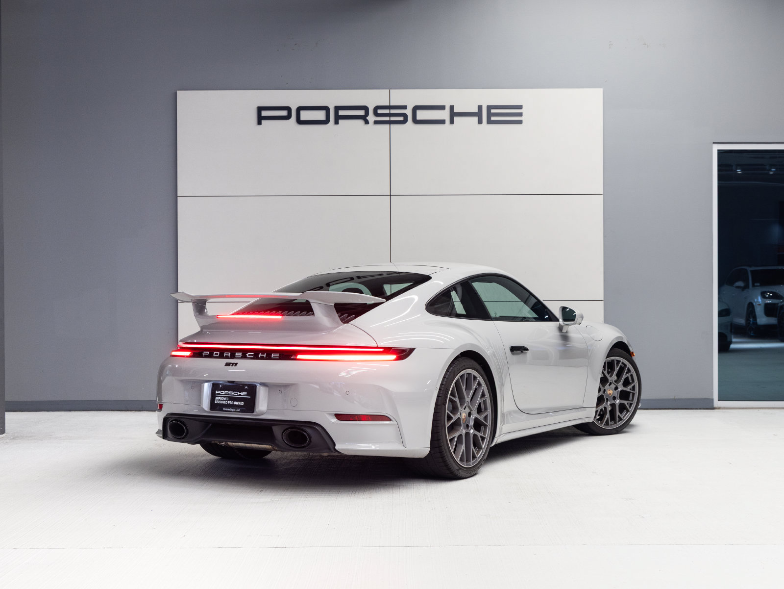 Certified 2025 Porsche 911 Carrera RWD image 7