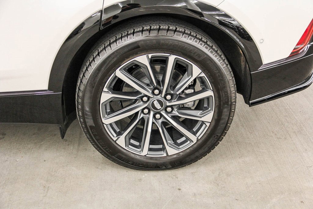 Used 2025 Cadillac Lyriq Sport image 8