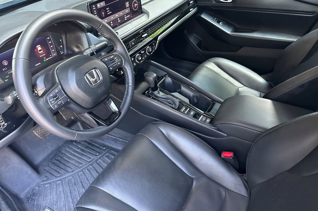 Used 2024 Honda Accord EX-L image 10