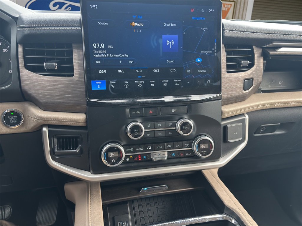 Used 2024 Ford Expedition Limited image 23