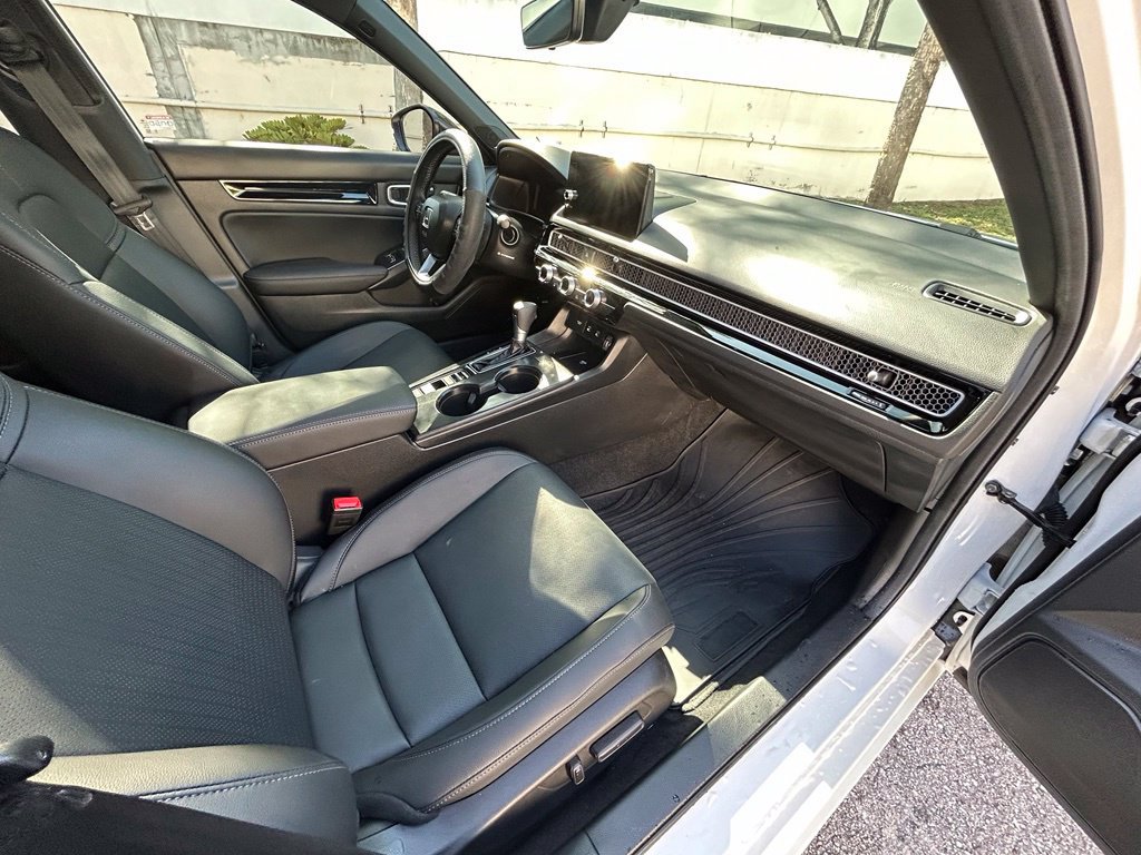 Used 2026 Honda Civic FWD Hybrid Sedan image 32