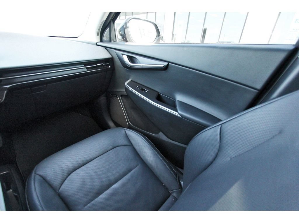 Certified 2023 Kia EV6 Wind RWD image 11