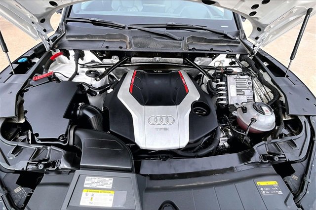 Used 2020 Audi SQ5 Prestige image 9