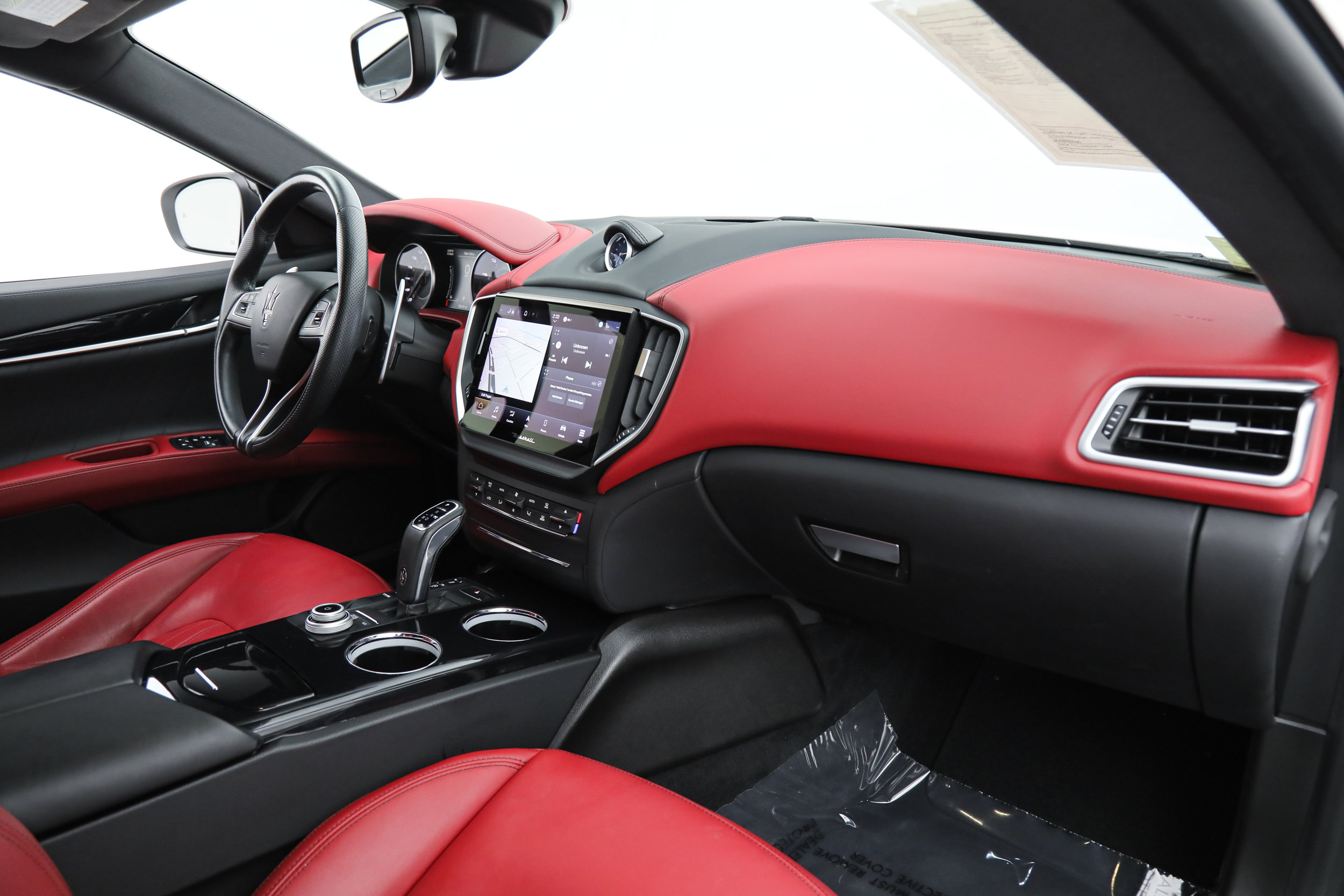 Certified 2023 Maserati Ghibli Modena RWD image 10