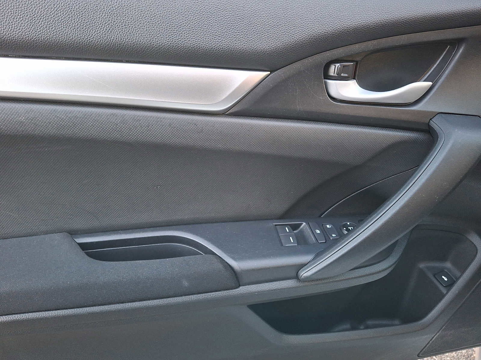 Used 2019 Honda Civic LX image 11