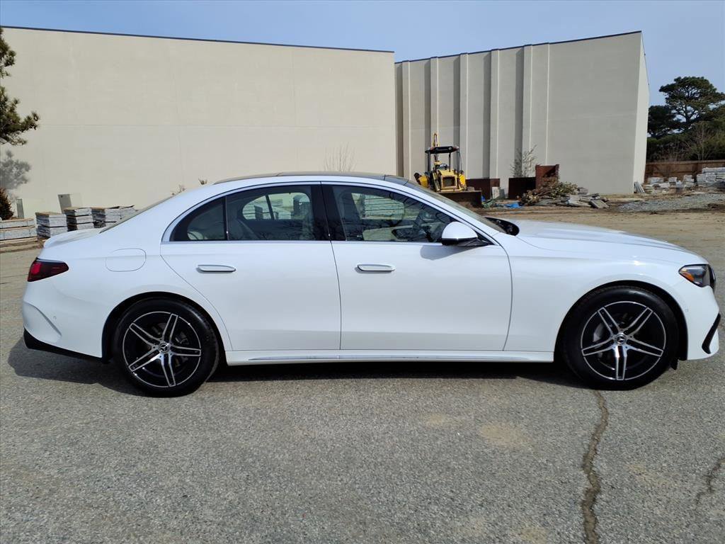 New 2026 Mercedes-Benz E 350 4MATIC Sedan image 6